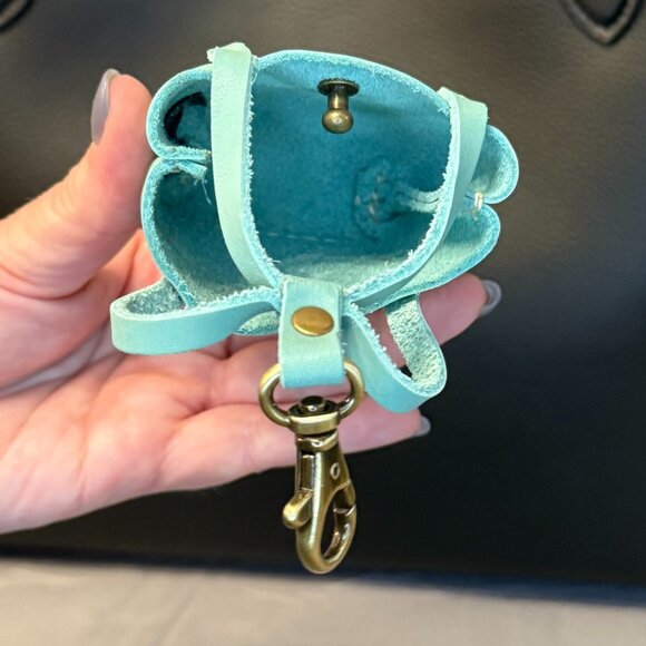 Portland Leather, Teeny Tiny Tote Keychain, Mint, NWOT - Picture 4 of 4